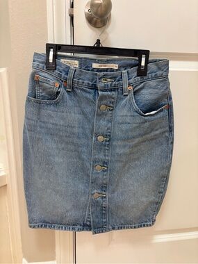 Classic Button-Front Denim Skirt - Blue